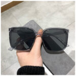 New Glasses Men And Women Black Frame Sunglasses - Image 4