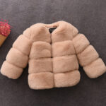 Children's fur coat - Image 3