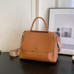 All-match Handbag Large Capacity Shoulder Messenger Bag - Image 2